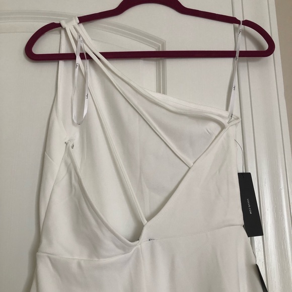 Lulus white strappy back one shoulder jumpsuit NWT - Picture 3 of 4